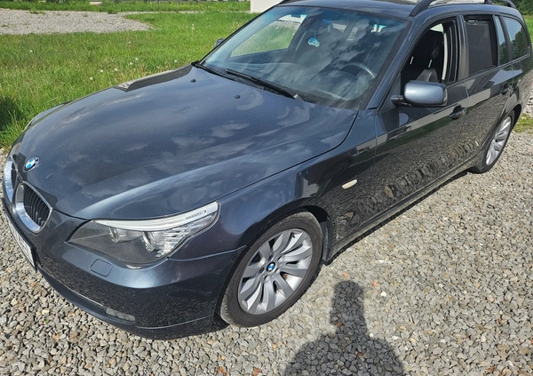 BMW Seria 5 cena 26000 przebieg: 269000, rok produkcji 2008 z Biała małe 154